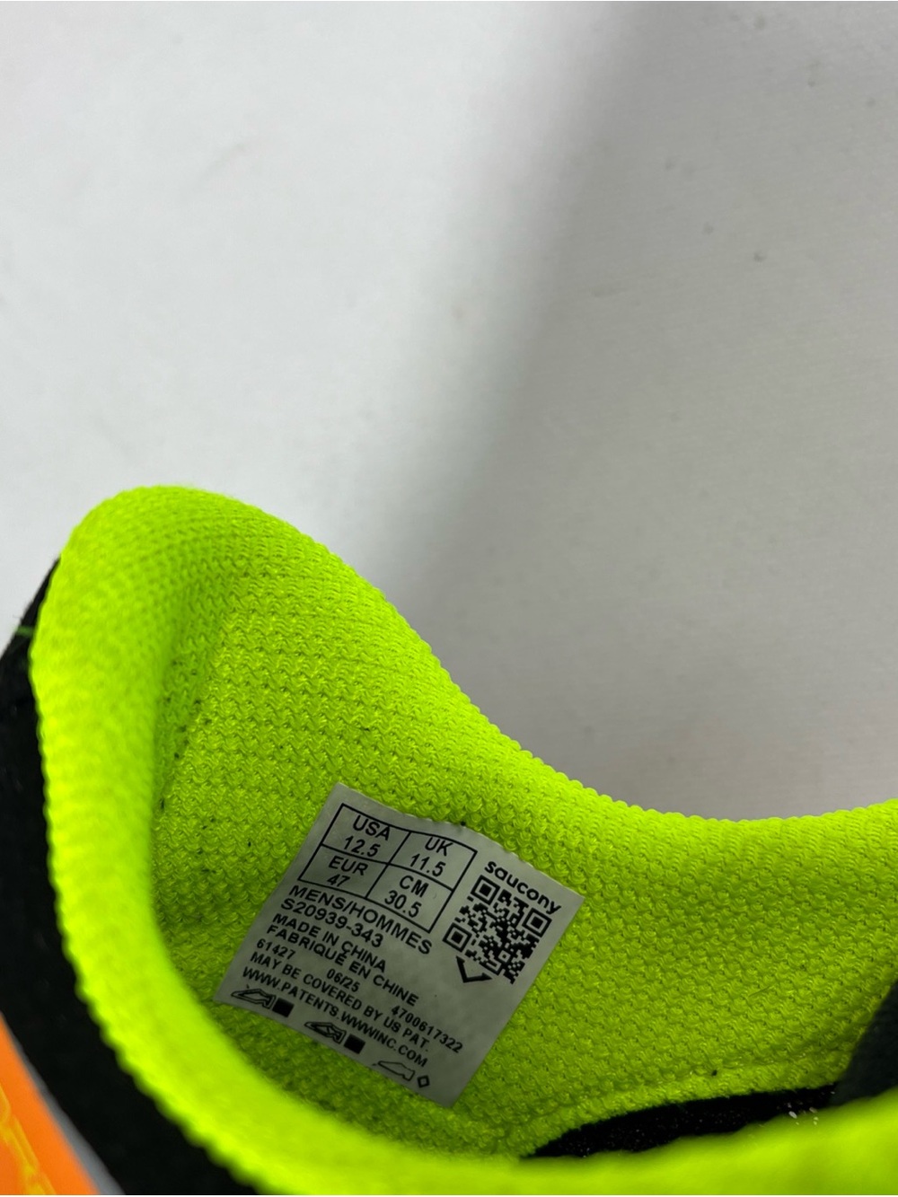 Saucony Endorphin Pro 4 S20939-343 Running Shoes Black Mesh Yellow Men’s 12.5 - Picture 12 of 12